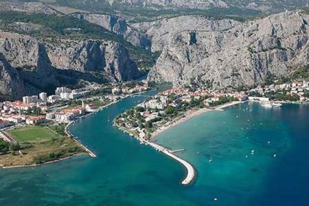 Apartment Milena Omis Bagian luar foto